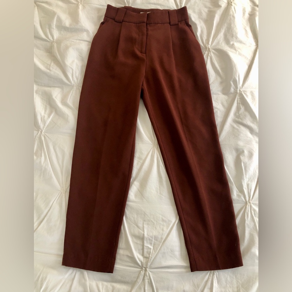 Zara H&M Pleated Front Tapered Leg Pant Brown/Maroon Size 2